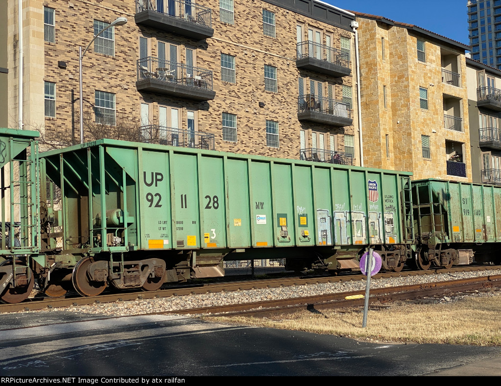 UP 921128